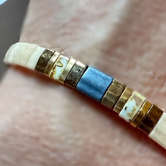 Good karma glass beads stretch stackable bracelet NEW - Picture 2 of 7